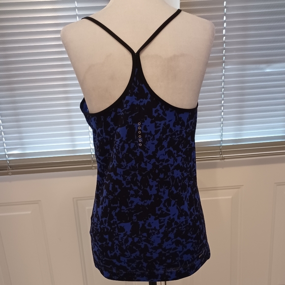 4/$80 Dri-Fit Nike Racer Back Tank Top - Size Small - Picture 4 of 7